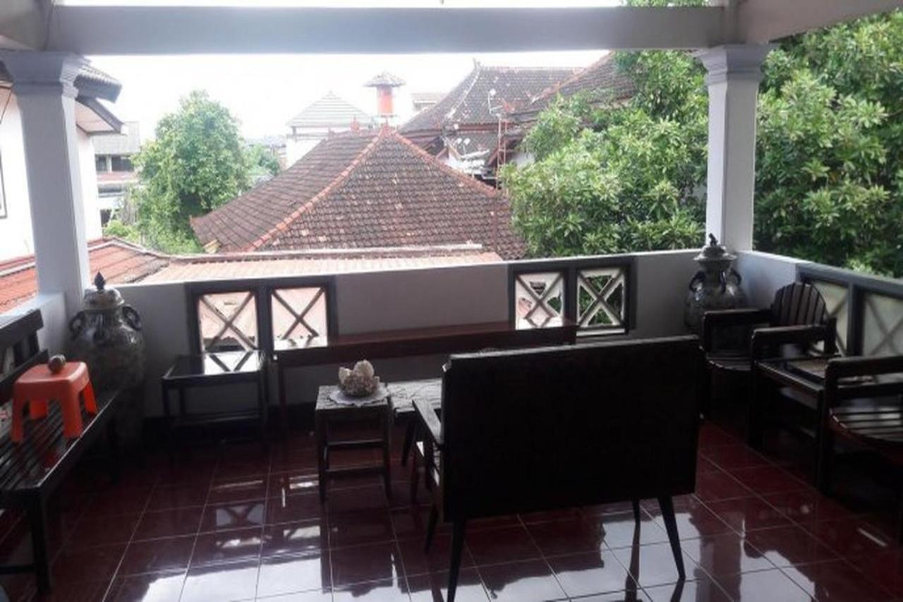 Hotel Airlangga Mataram Exterior photo